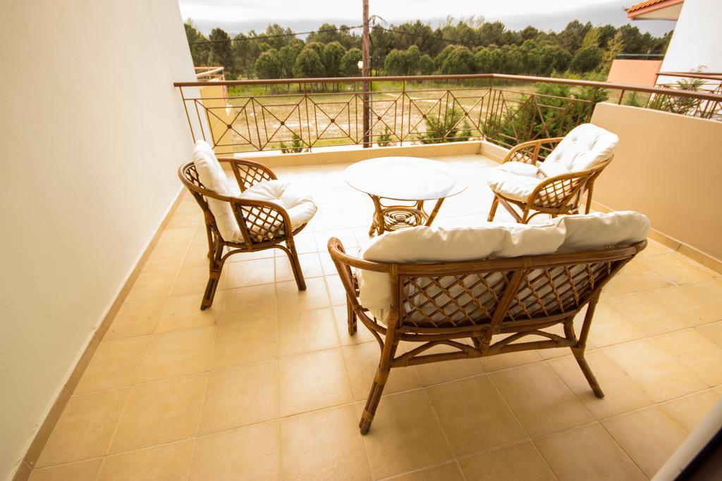 Angel Luxury Apartments Keramotí Exterior foto